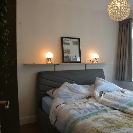 Gorgeous Near Katwijk Centre Near Sea 아파트 *