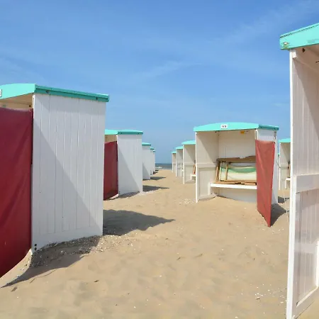 Gorgeous Near Katwijk Centre Near Sea 아파트 *